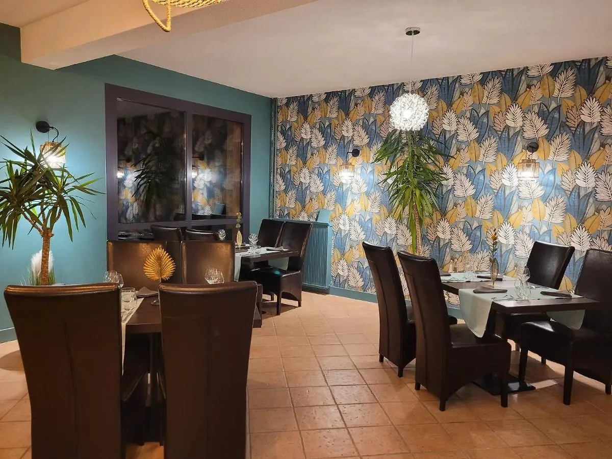 למאסטר Logis Hotel Restaurant L'Escapade צרפת