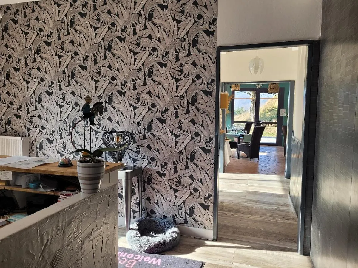 למאסטר Logis Hotel Restaurant L'Escapade